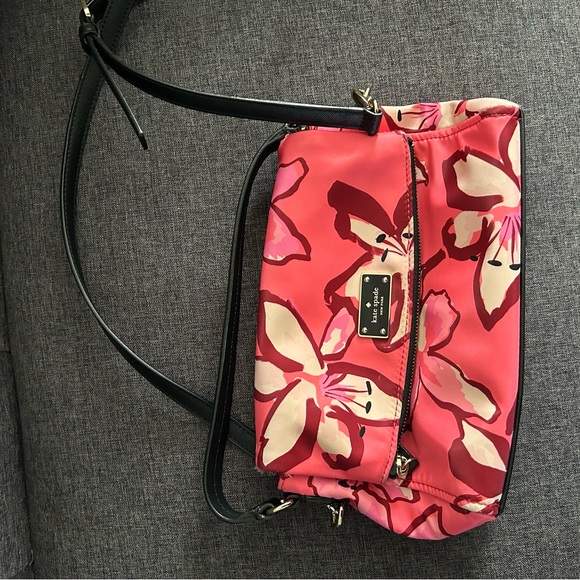 kate spade Handbags - Kate Spade Pink and Black Crossbody Bag